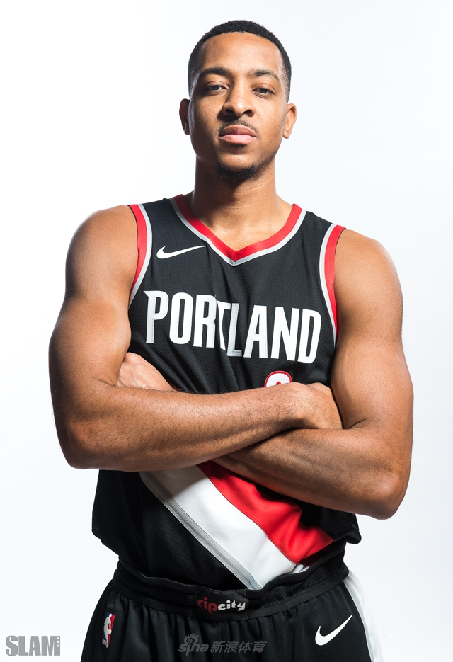 的鼓励和陪 的鼓励和陪