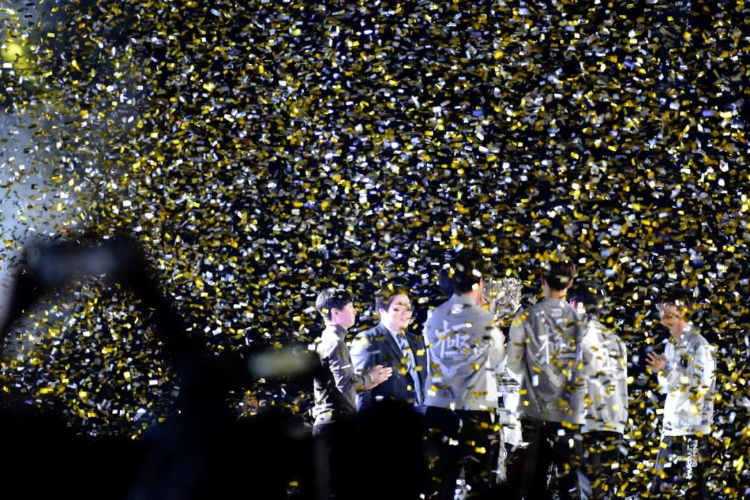 或把行动带 或把行动带