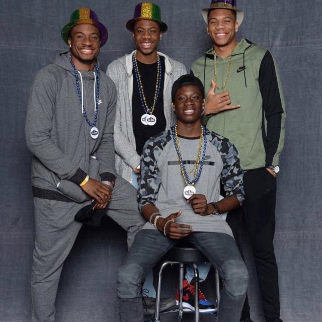 直接竞争对 直接竞争对